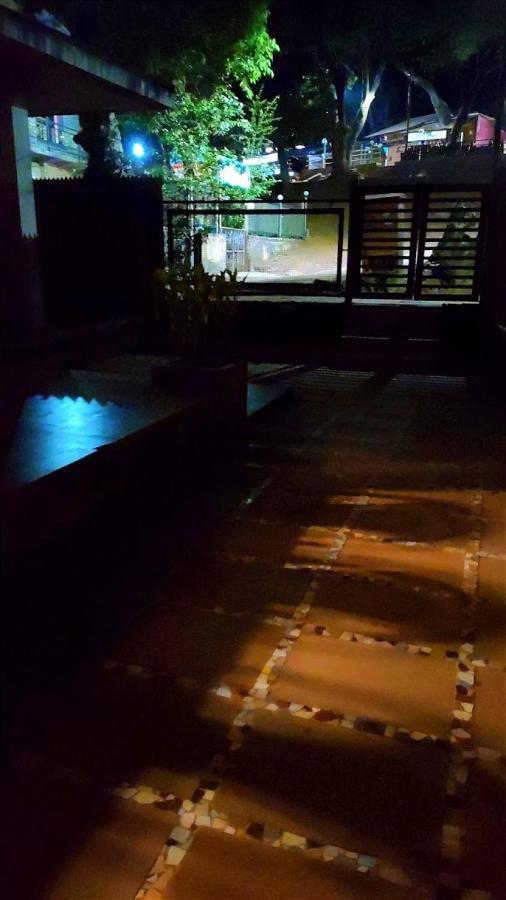 Nivritti Villa Matheran Eksteriør bilde