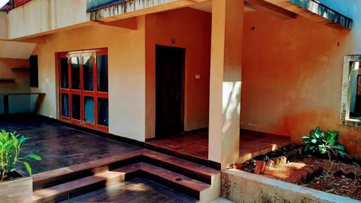 Nivritti Villa Matheran Eksteriør bilde