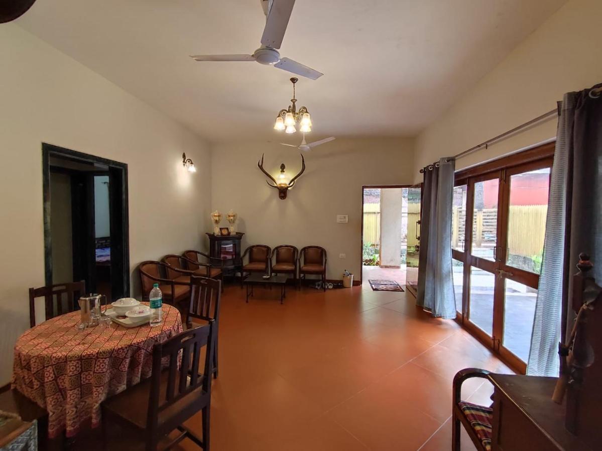 Nivritti Villa Matheran Eksteriør bilde