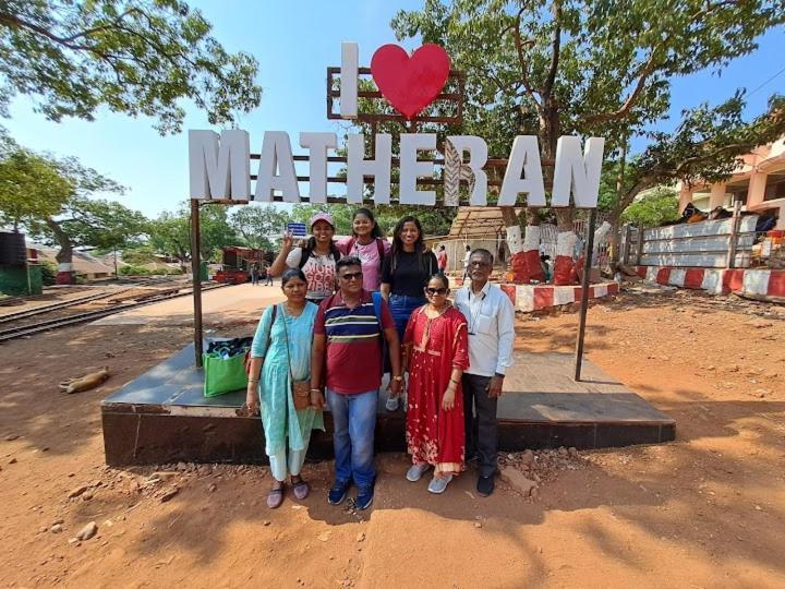 Nivritti Villa Matheran Eksteriør bilde